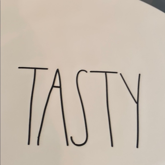 Rae Dunn “Tasty” ceramic cake and dessert … - Picture 5 of 6